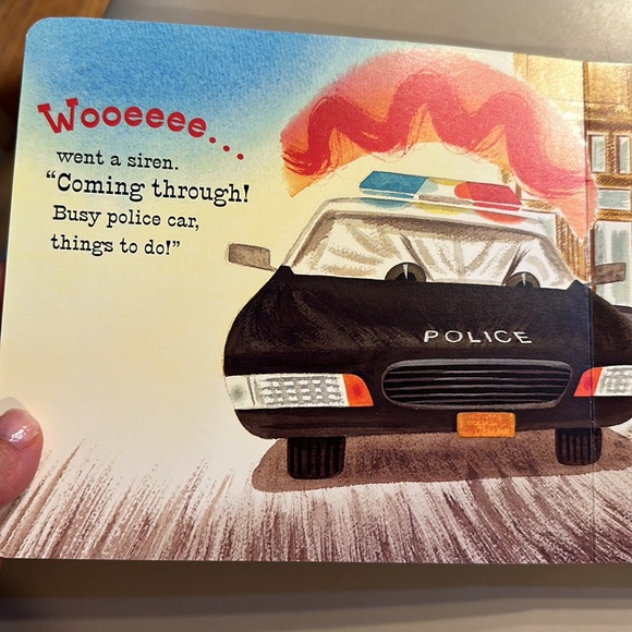 Little Blue Truck Leads the Way Book. Fantastic Condition - Picture 9 of 16